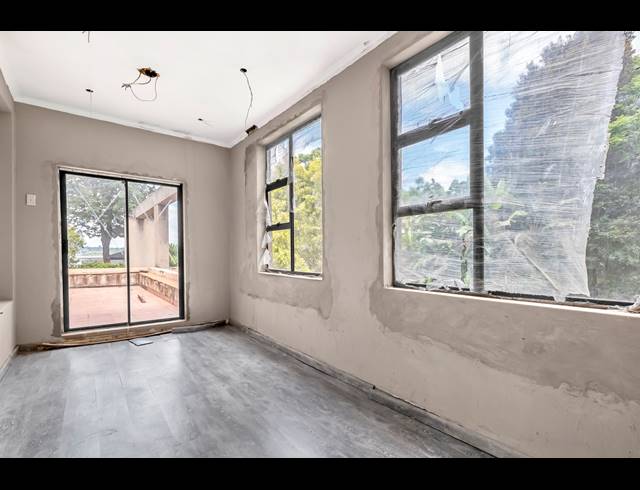 4 BEDROOM HOUSE FOR SALE IN HYDE PARK